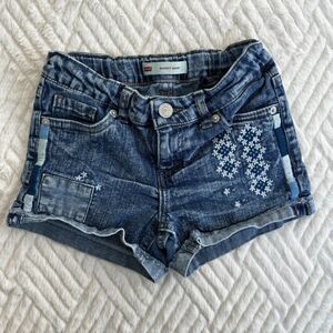 Levi's Girls Emroidered Shorty Shorts - size 8